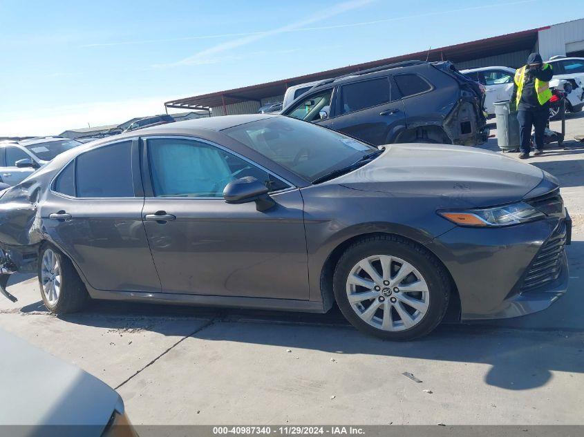 TOYOTA CAMRY LE 2020