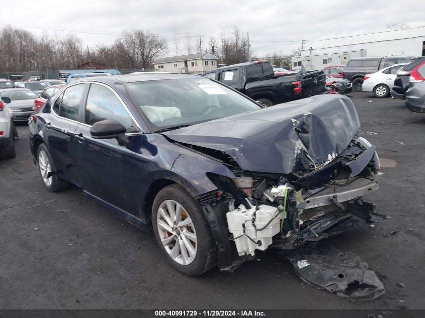 TOYOTA CAMRY LE 2021