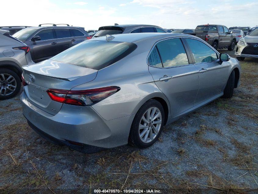 TOYOTA CAMRY LE 2021