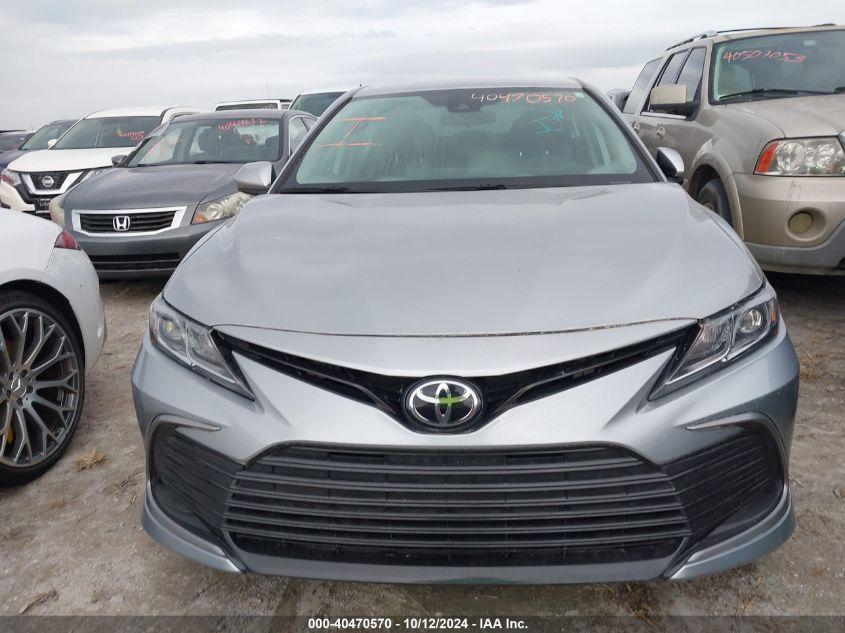 TOYOTA CAMRY LE 2021