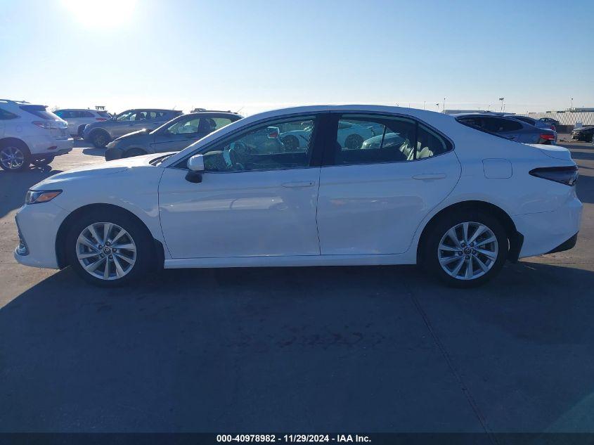 TOYOTA CAMRY LE 2023