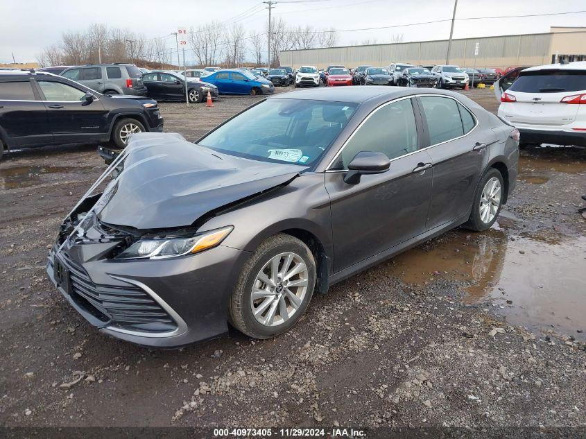 TOYOTA CAMRY LE 2023