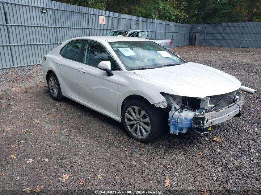 TOYOTA CAMRY LE AWD 2020