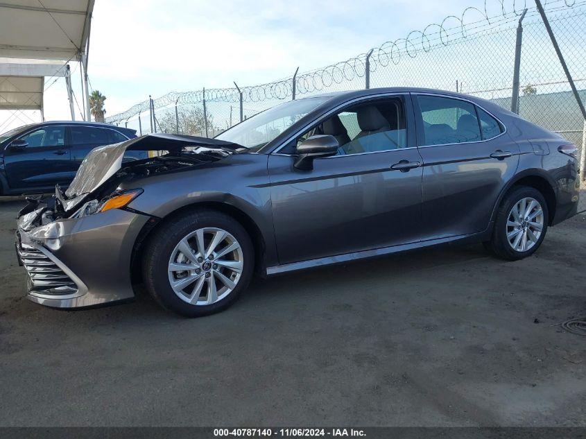 TOYOTA CAMRY LE 2023