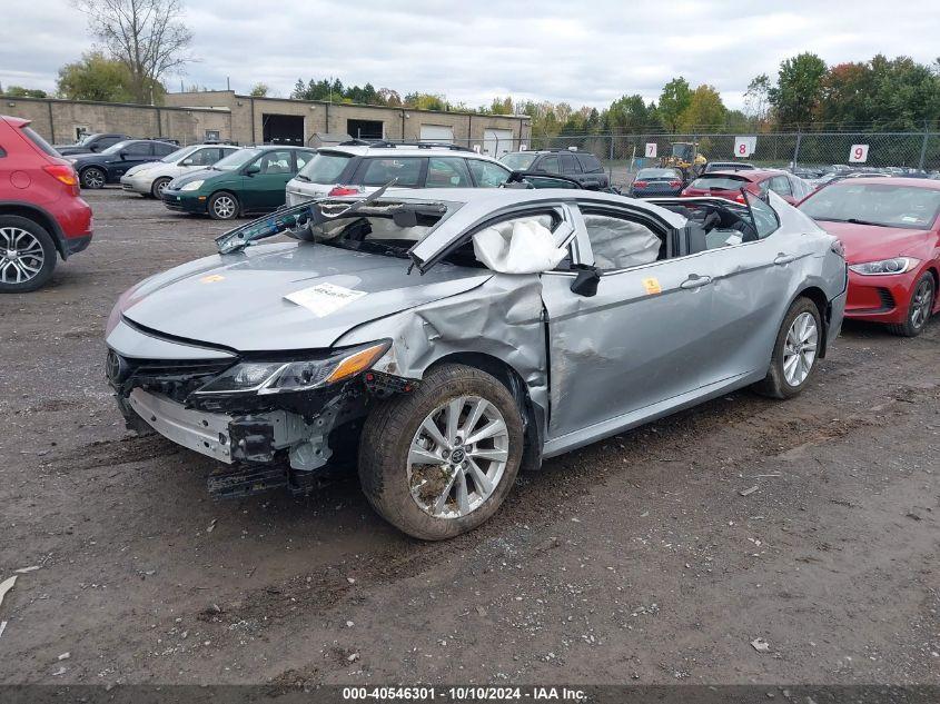 TOYOTA CAMRY LE 2024