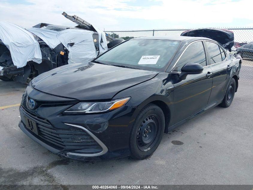 TOYOTA CAMRY LE HYBRID 2021