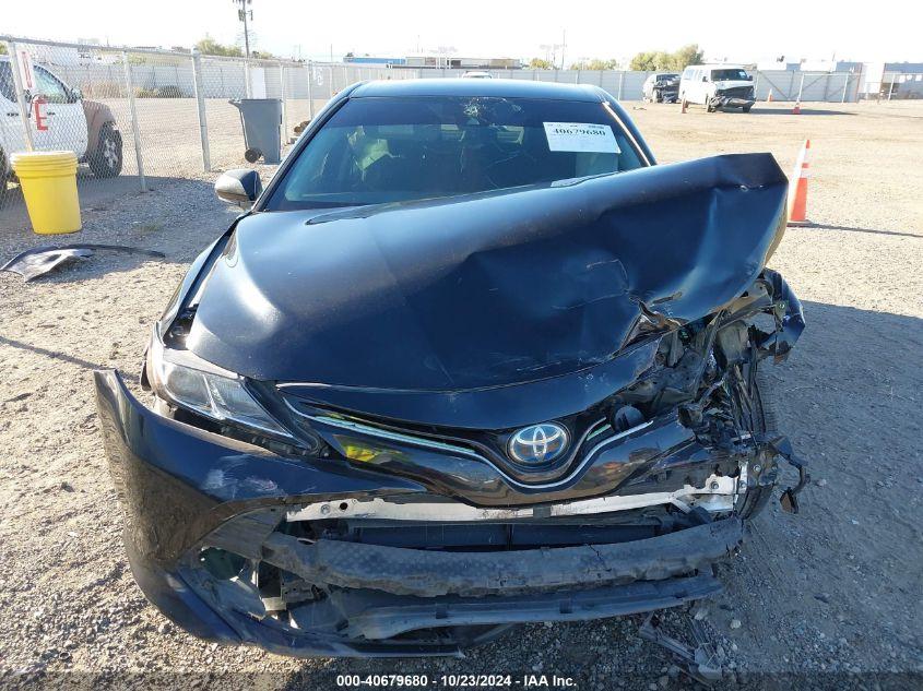 TOYOTA CAMRY LE HYBRID 2020