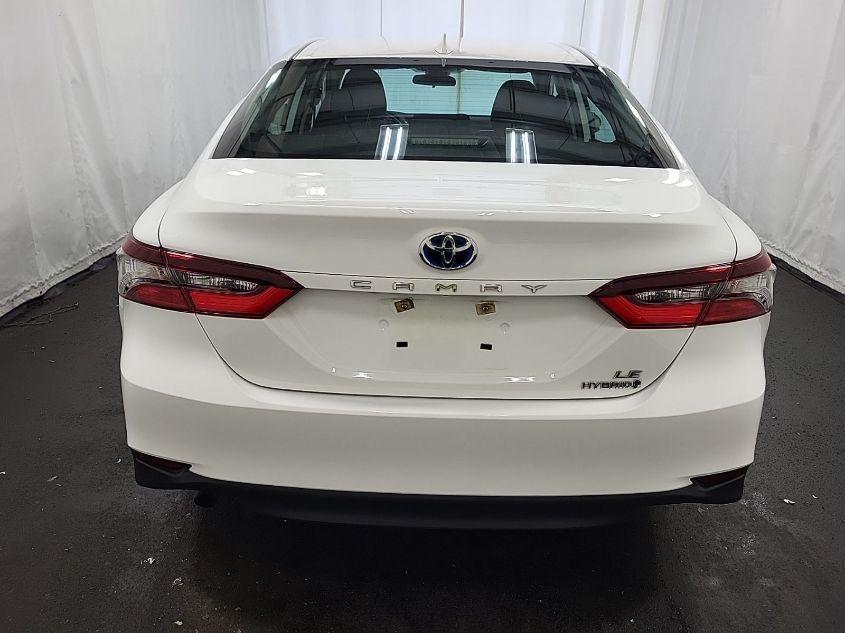 TOYOTA CAMRY LE HYBRID 2021