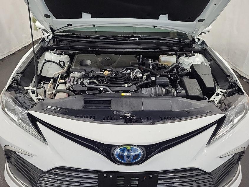 TOYOTA CAMRY LE HYBRID 2021