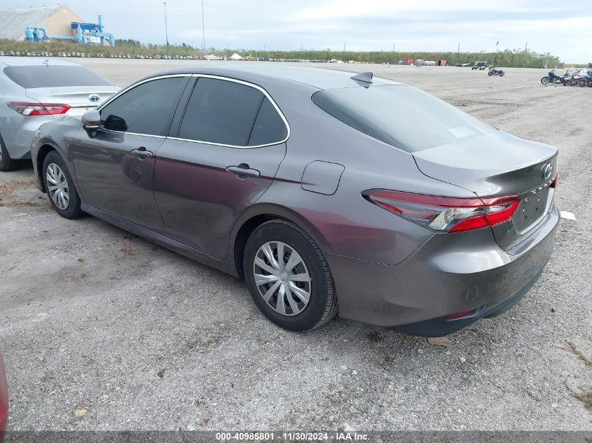 TOYOTA CAMRY LE HYBRID 2022