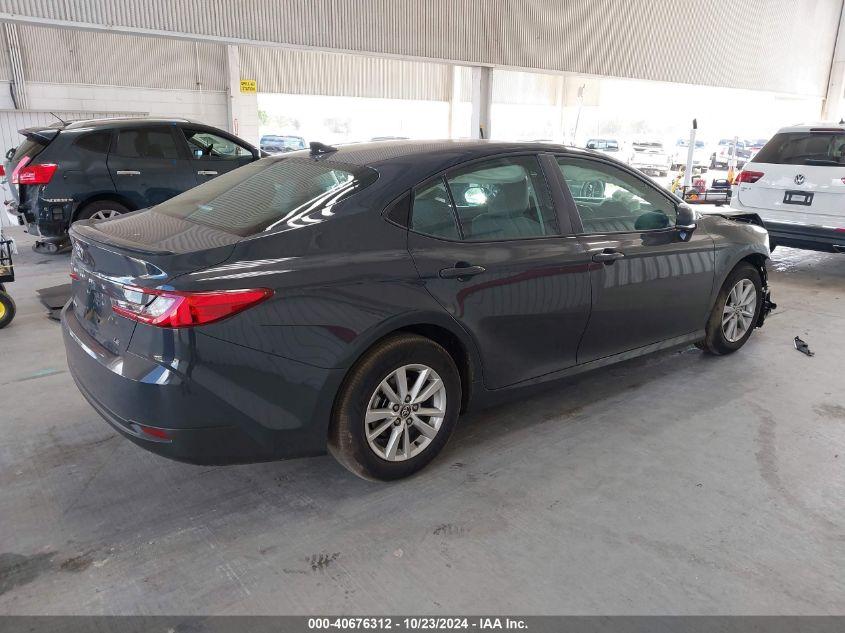 TOYOTA CAMRY LE 2025