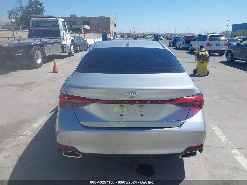 TOYOTA AVALON LIMITED 2022