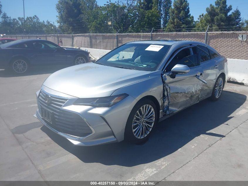 TOYOTA AVALON LIMITED 2022