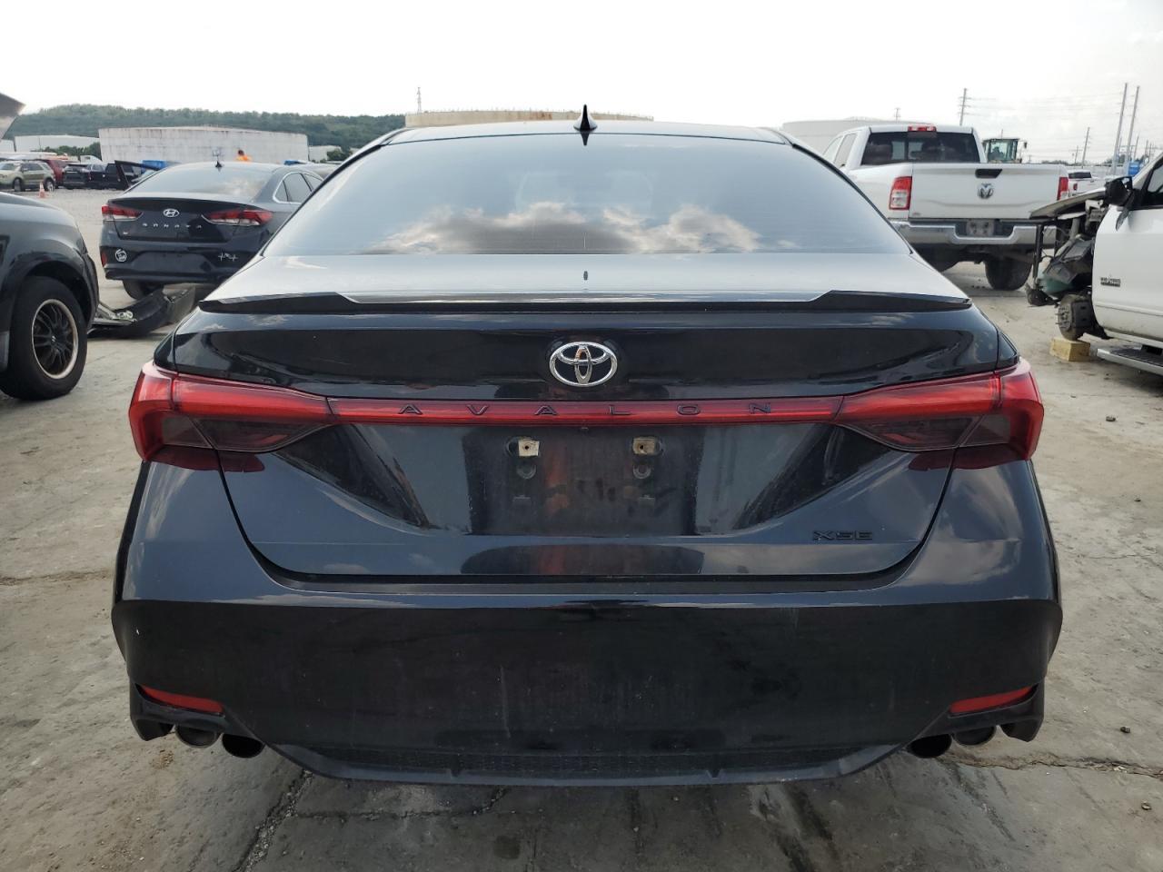 TOYOTA AVALON XSE 2020