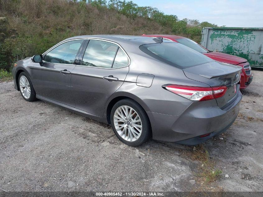 TOYOTA CAMRY XLE 2020