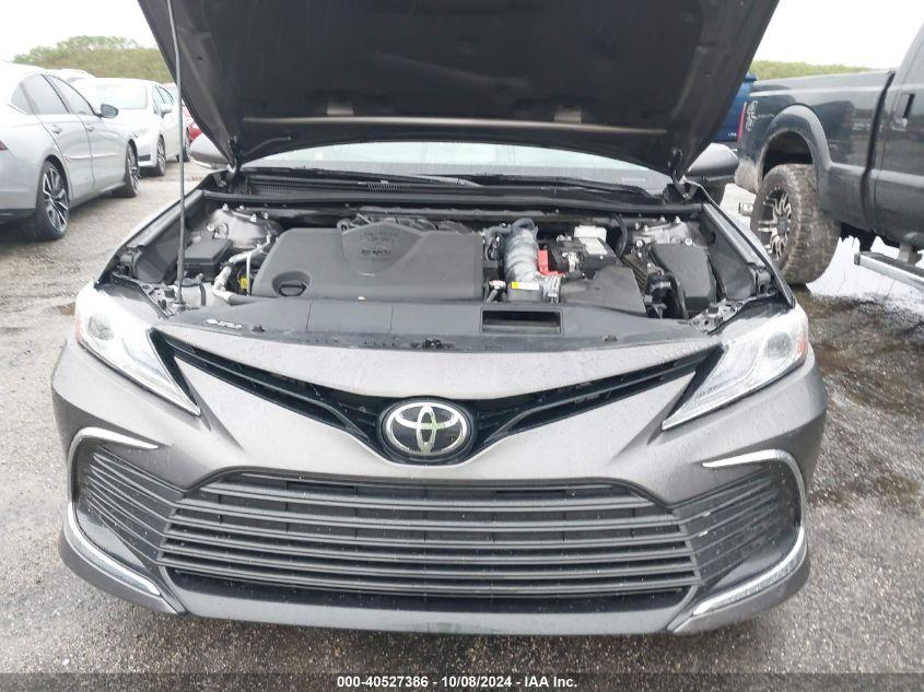 TOYOTA CAMRY XLE V6 2023