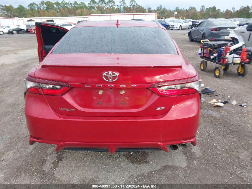 TOYOTA CAMRY SE 2024