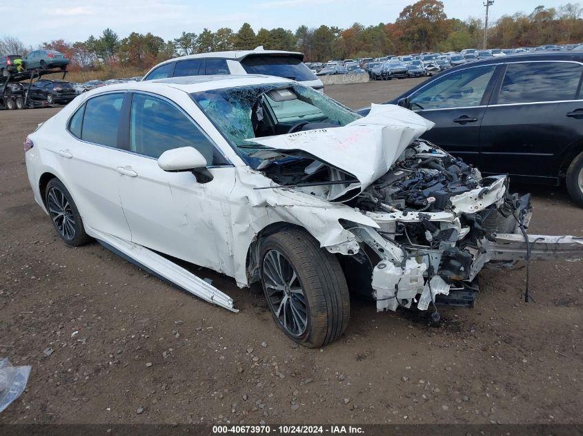 TOYOTA CAMRY SE 2020