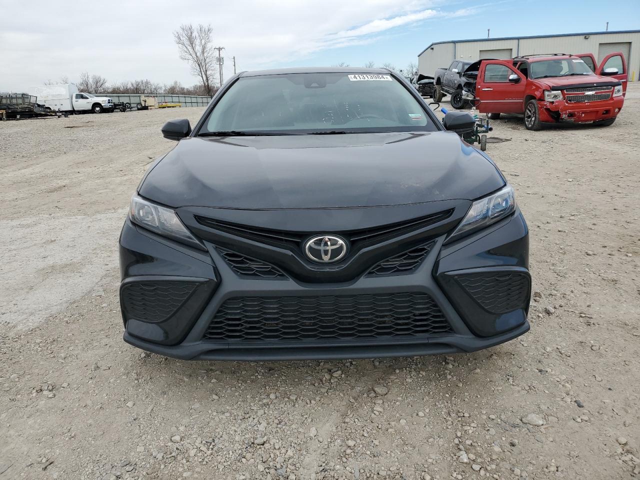 TOYOTA CAMRY SE SE 2021