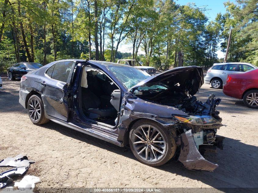 TOYOTA CAMRY SE 2021