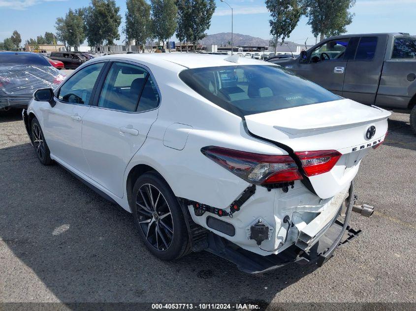 TOYOTA CAMRY SE 2024