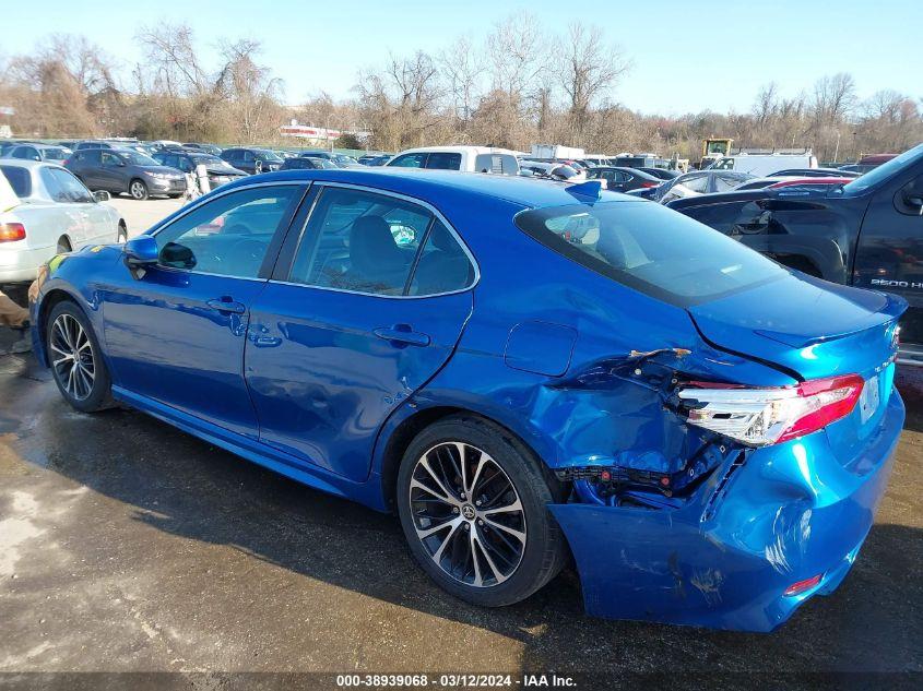 TOYOTA CAMRY SE 2020