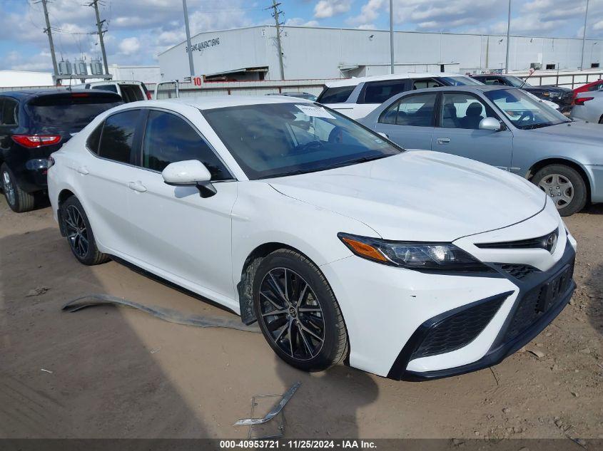 TOYOTA CAMRY SE 2021