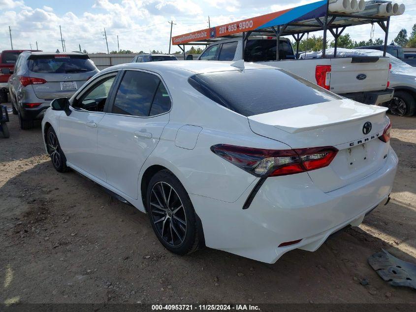 TOYOTA CAMRY SE 2021