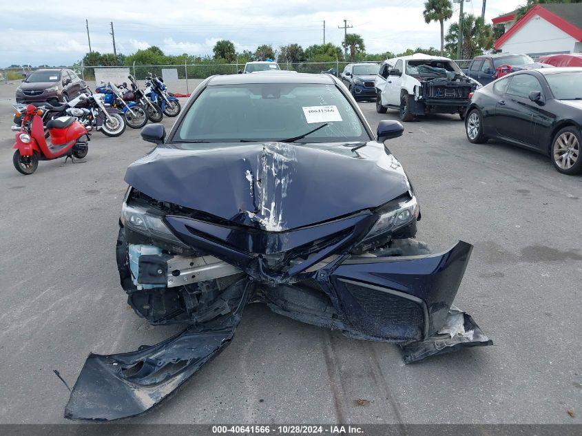 TOYOTA CAMRY SE 2021