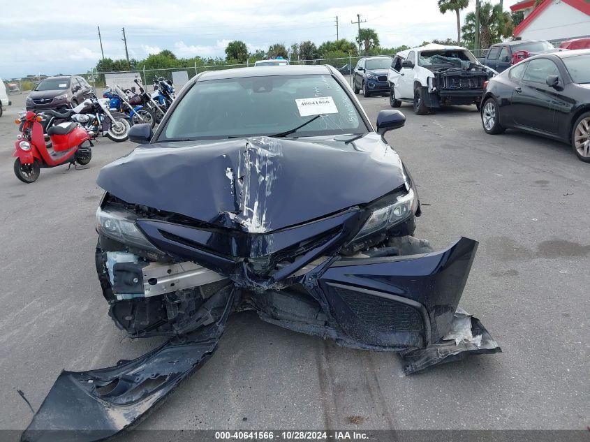 TOYOTA CAMRY SE 2021