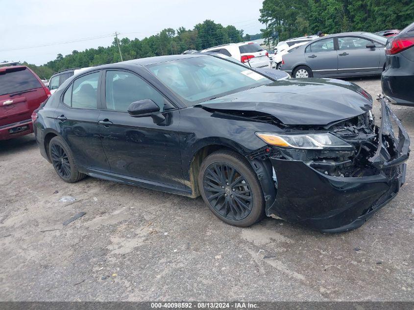 TOYOTA CAMRY SE NIGHTSHADE EDITION 2020