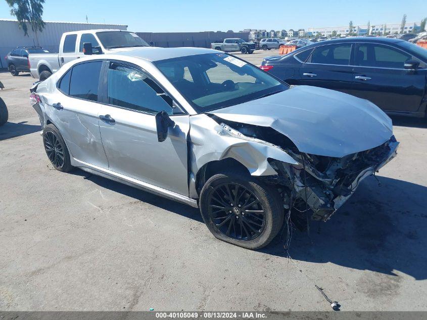 TOYOTA CAMRY SE NIGHTSHADE EDITION 2022