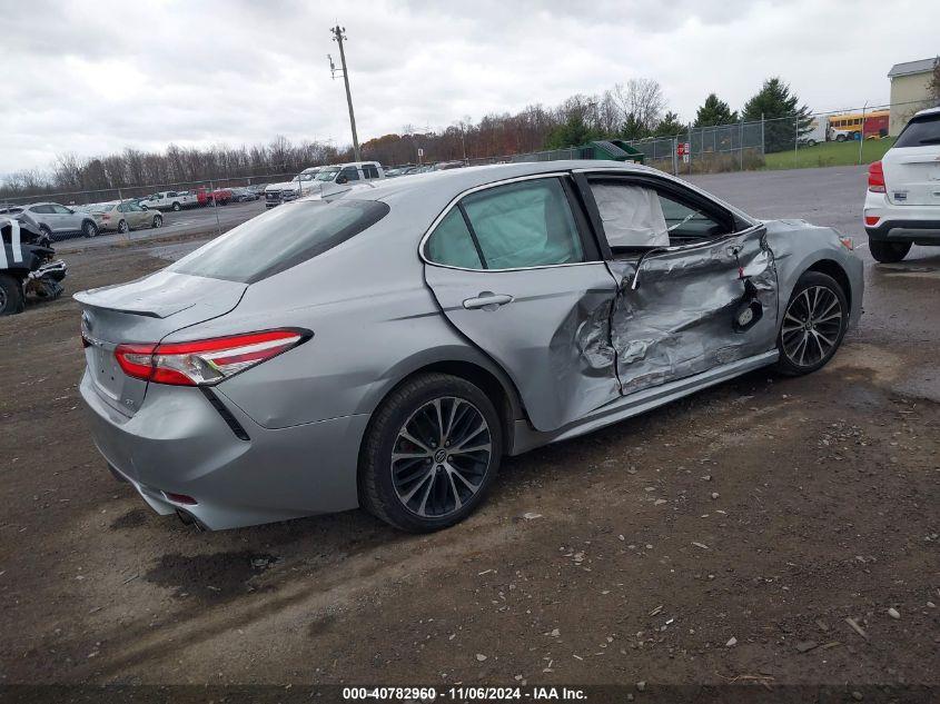 TOYOTA CAMRY SE 2020