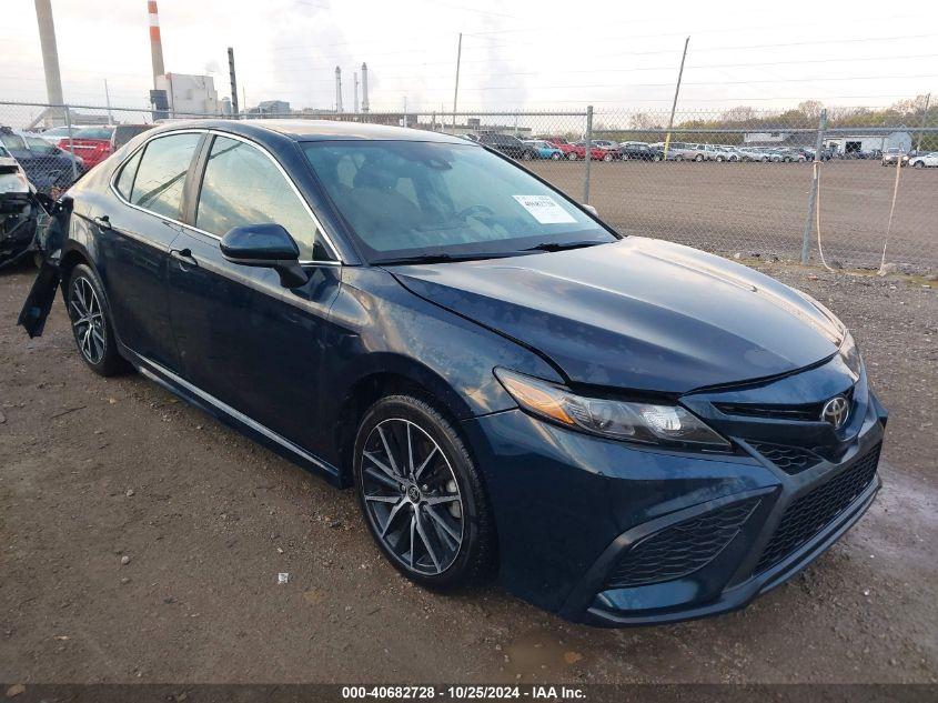 TOYOTA CAMRY SE 2021