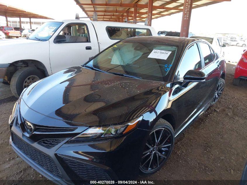 TOYOTA CAMRY SE NIGHT SHADE/SE 2024