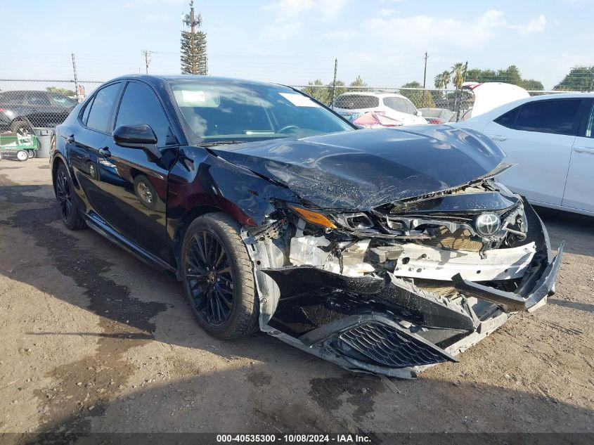 TOYOTA CAMRY SE NIGHTSHADE EDITION 2021