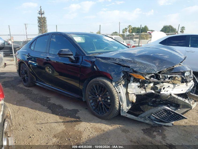 TOYOTA CAMRY SE NIGHTSHADE EDITION 2021