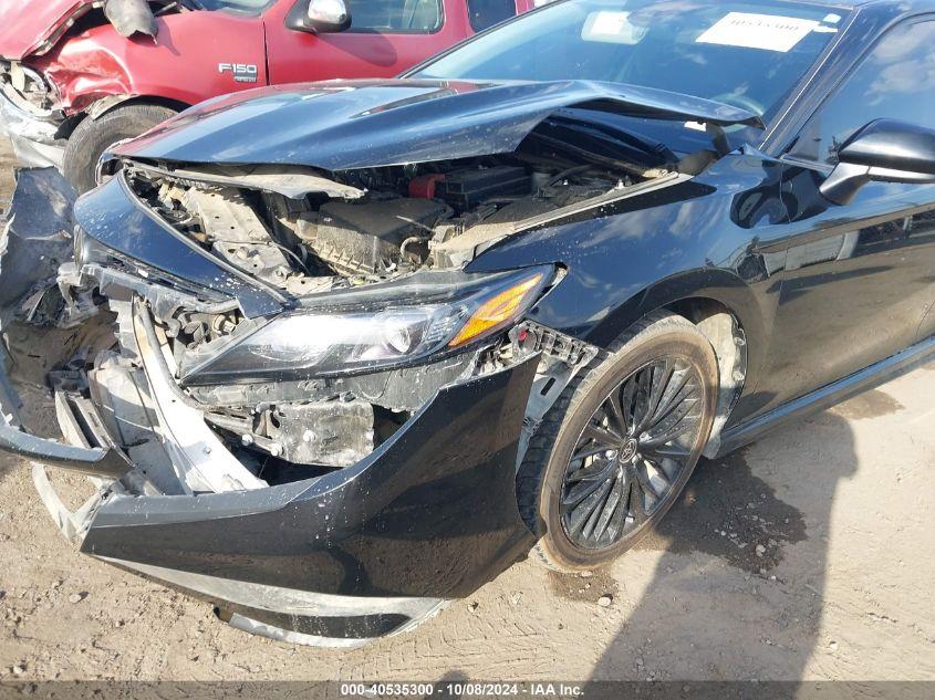 TOYOTA CAMRY SE NIGHTSHADE EDITION 2021