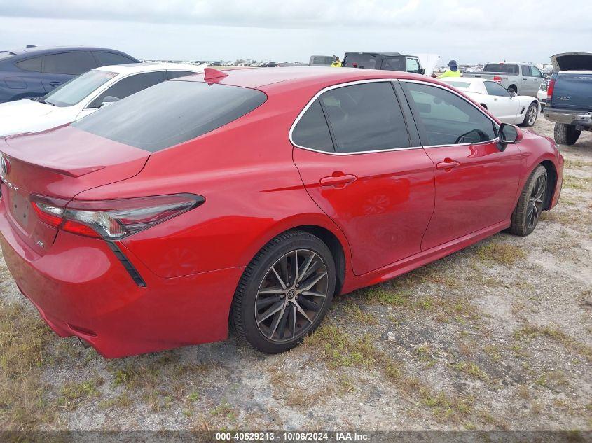 TOYOTA CAMRY SE 2022