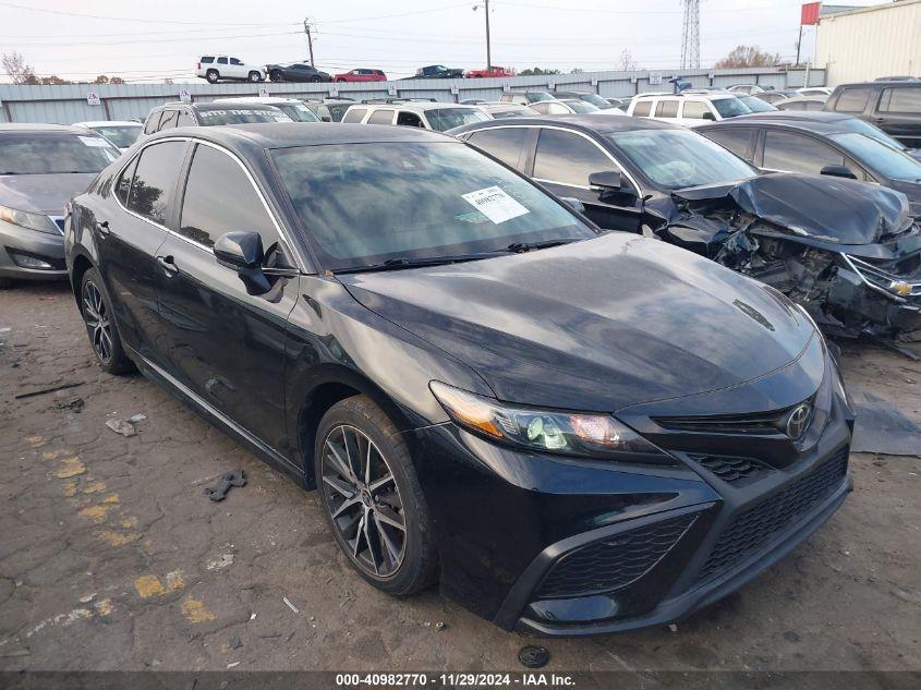 TOYOTA CAMRY SE 2021