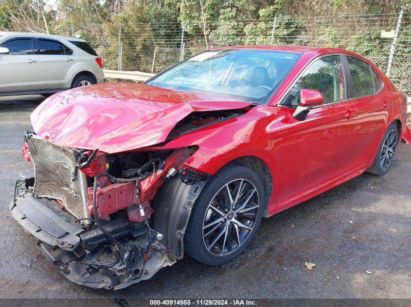 TOYOTA CAMRY SE 2022