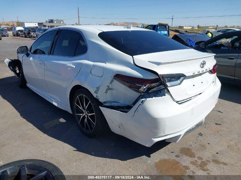 TOYOTA CAMRY SE 2022