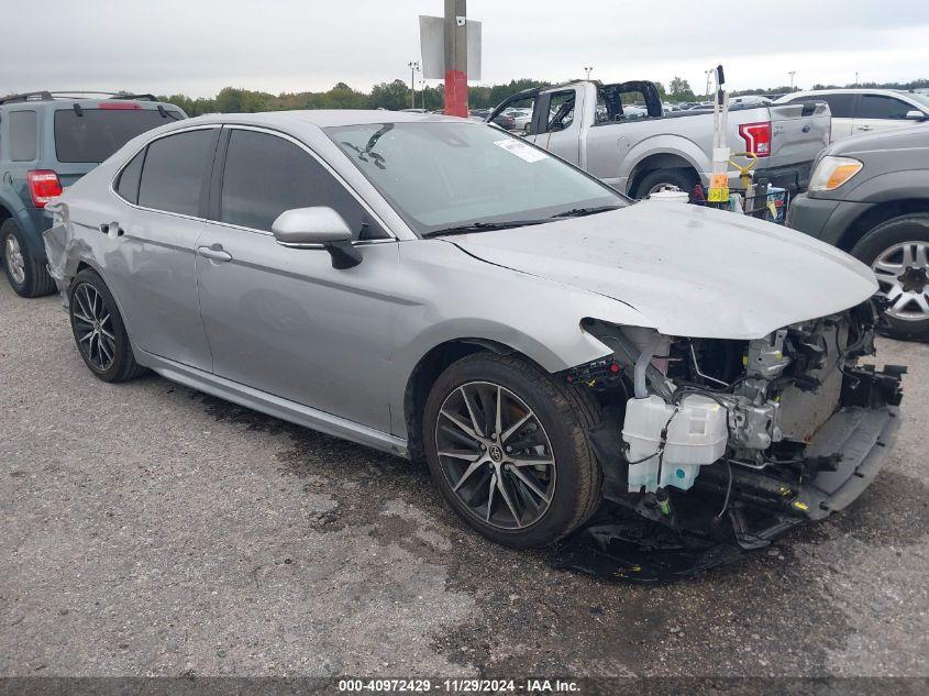 TOYOTA CAMRY SE 2023