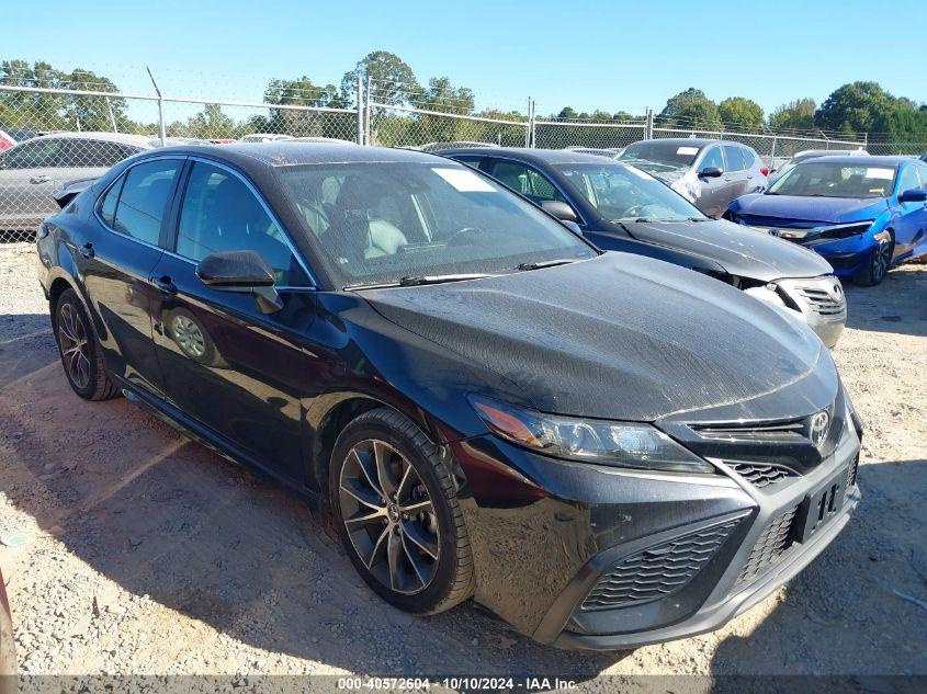 TOYOTA CAMRY SE/SE NIGHT SHADE 2021