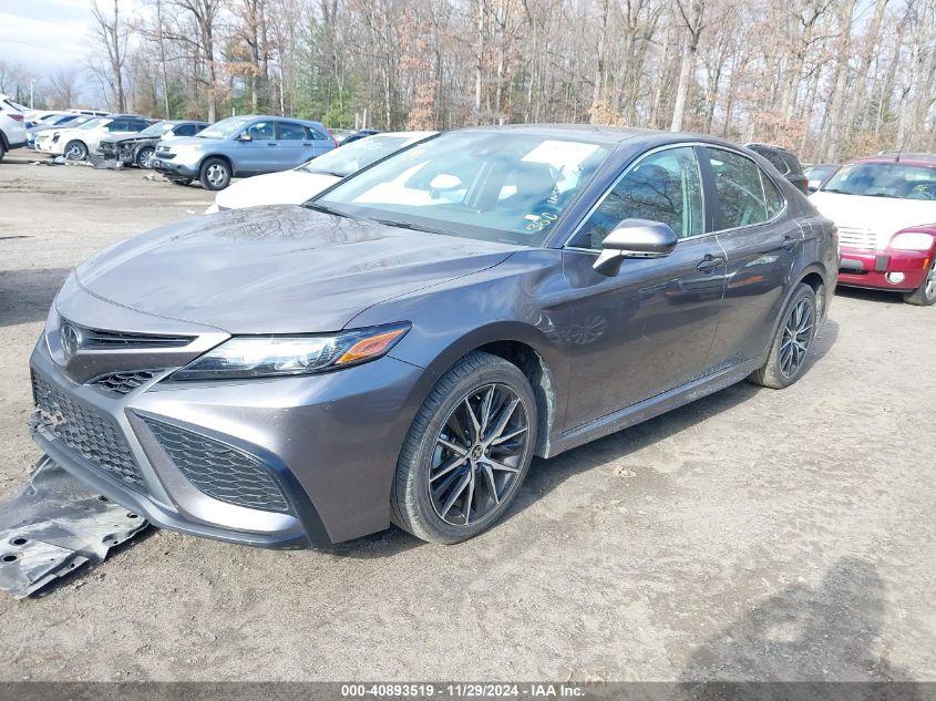 TOYOTA CAMRY SE/SE NIGHT SHADE 2022