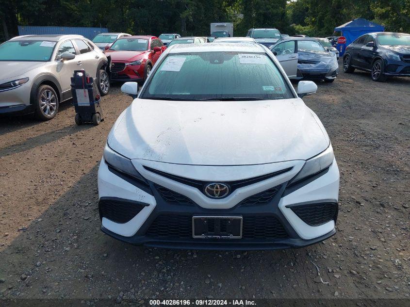 TOYOTA CAMRY SE AWD 2022