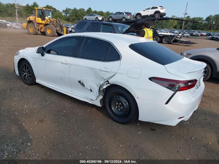 TOYOTA CAMRY SE AWD 2022