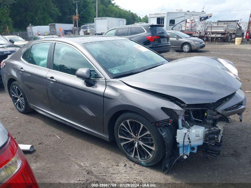 TOYOTA CAMRY SE AWD 2020