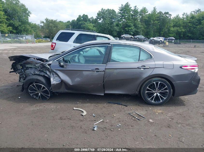 TOYOTA CAMRY SE AWD 2020