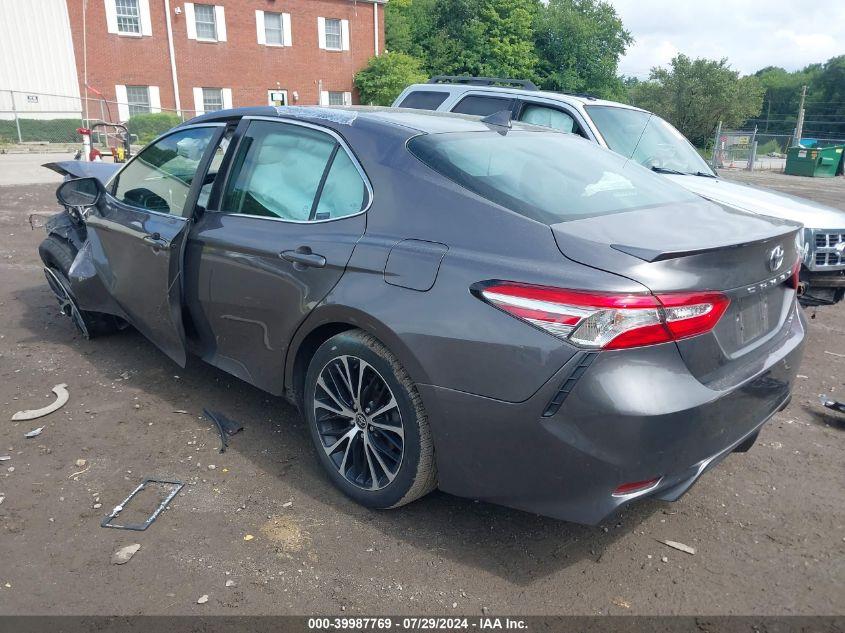 TOYOTA CAMRY SE AWD 2020